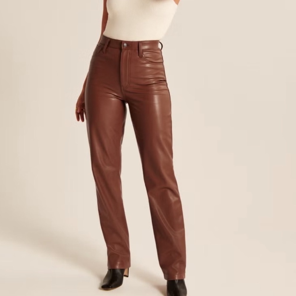 EUC Abercrombie and Fitch Curve Love Vegan Leather 90s Straight Pant, Brown, 18